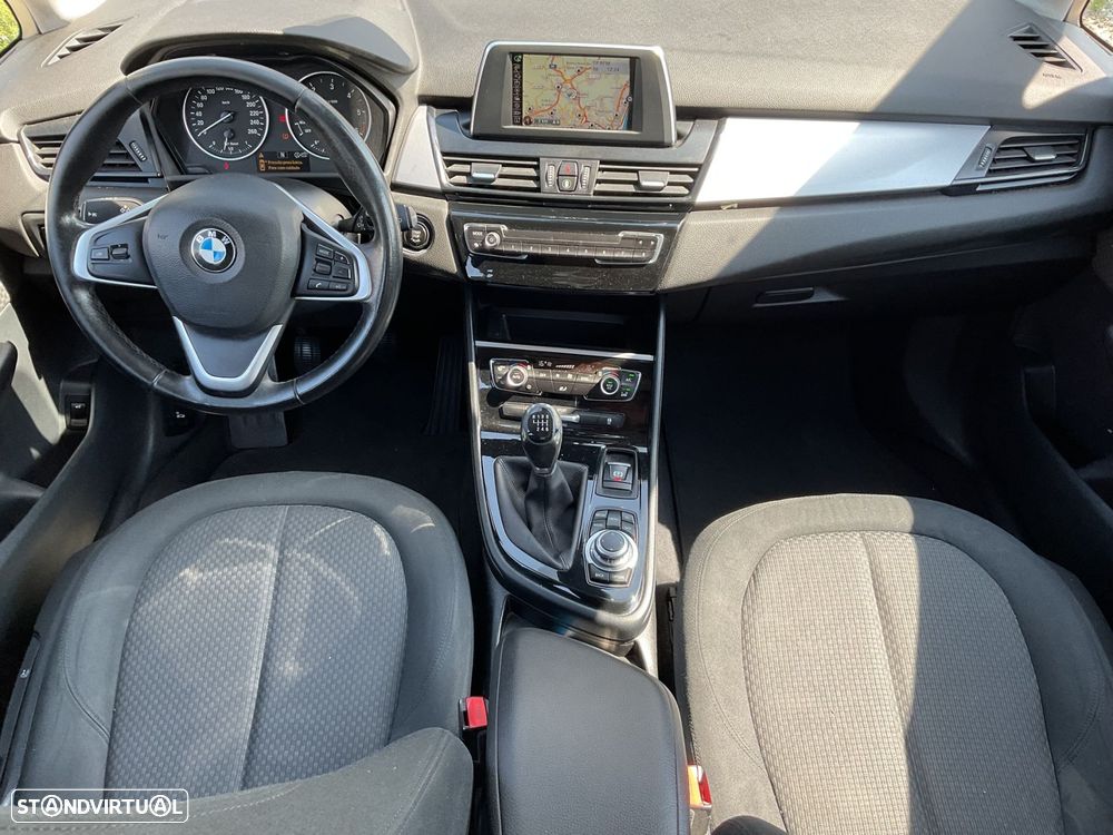 BMW 216 Active Tourer d - 24