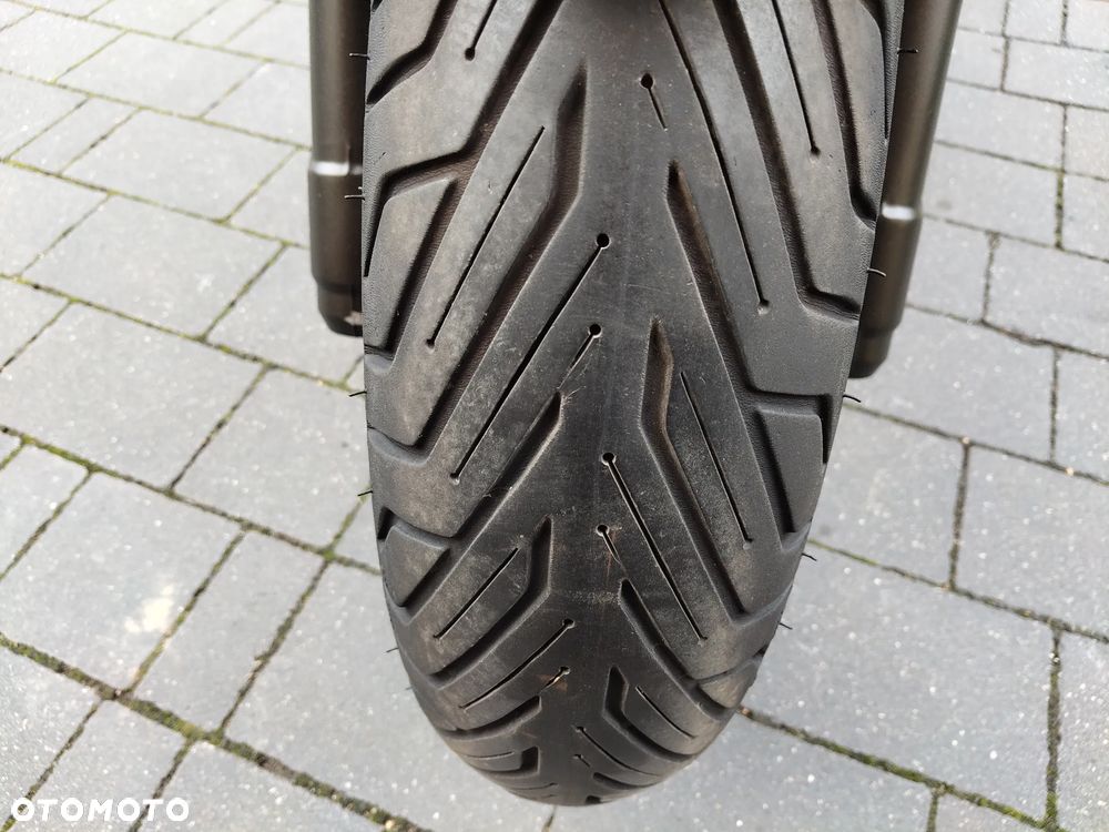 Yamaha X-max - 20