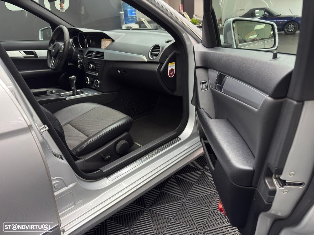 Mercedes-Benz C 220 BlueTEC AMG Line - 32