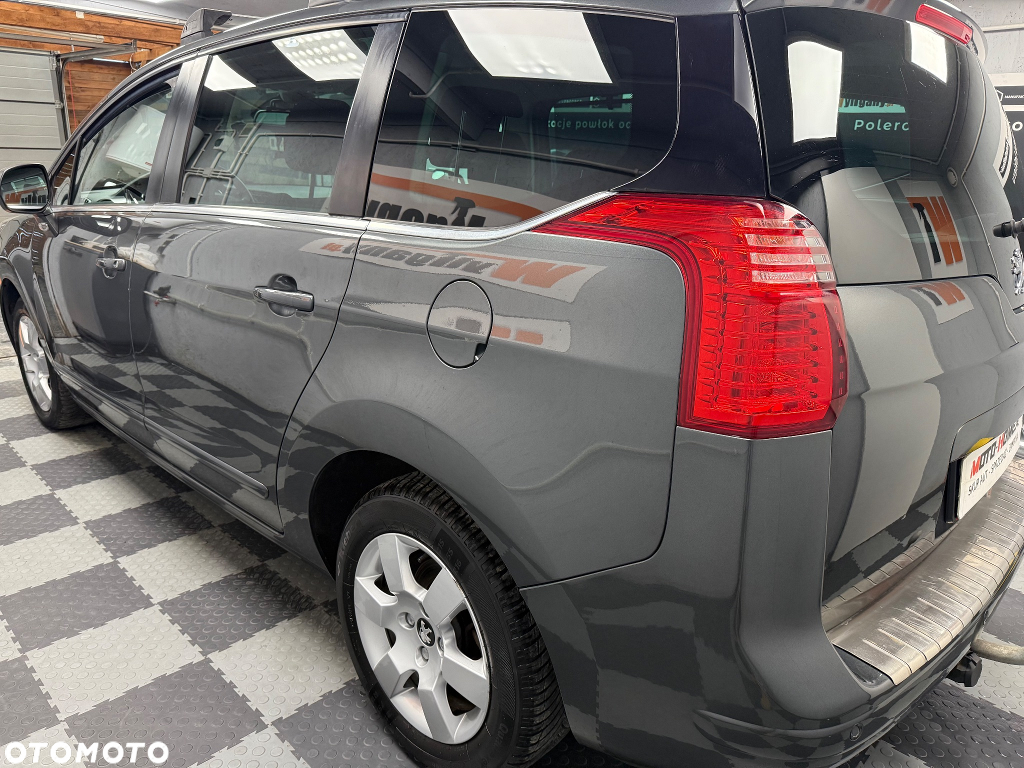 Peugeot 5008 - 22