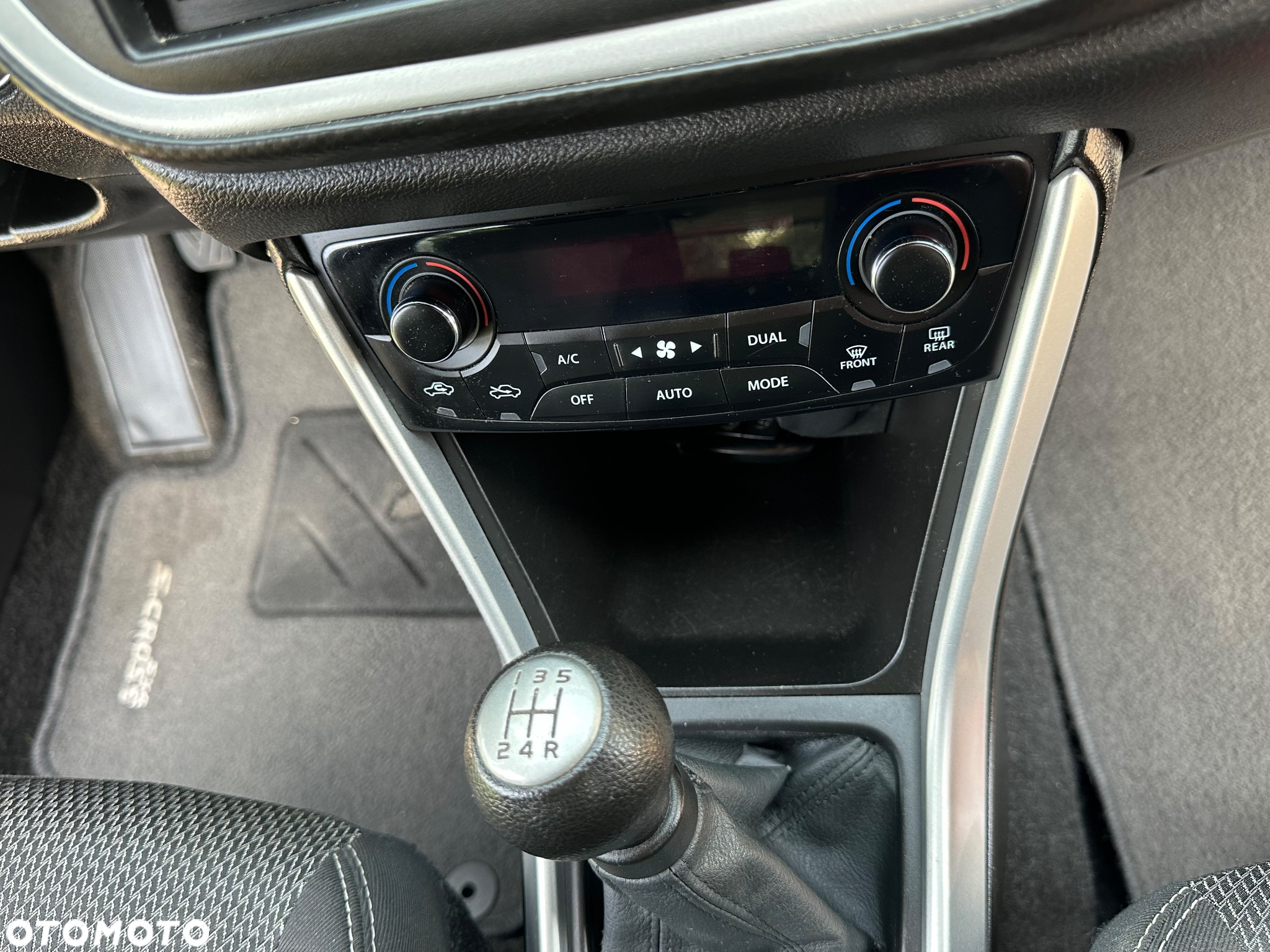 Suzuki SX4 1.6 Comfort - 9