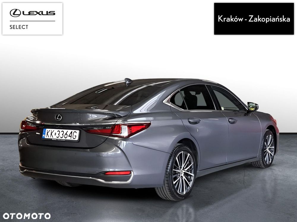 Lexus ES 300h Business Edition - 10