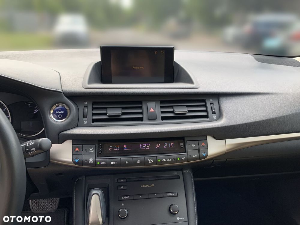 Lexus CT 200h Elegance - 18