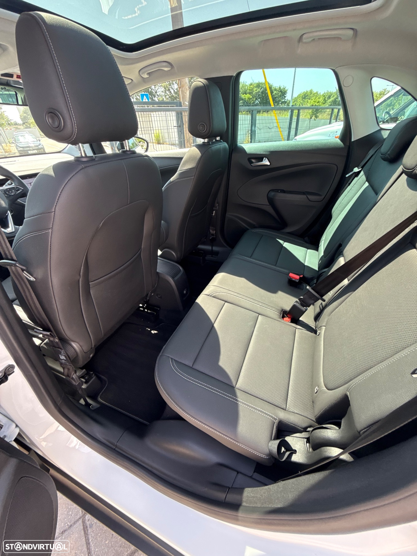 Opel Crossland X 1.2 T Ultimate - 20