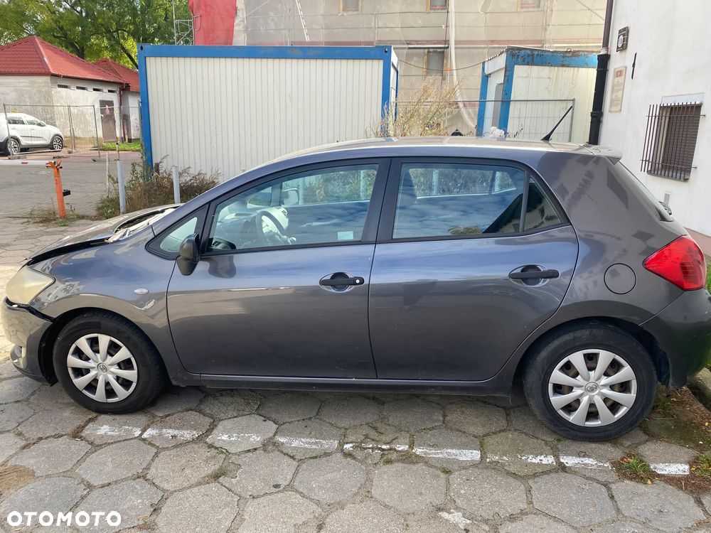 Toyota Auris - 6