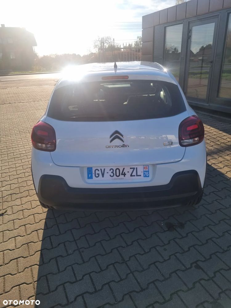 Citroën C3 Pure Tech 82 LIVE - 3