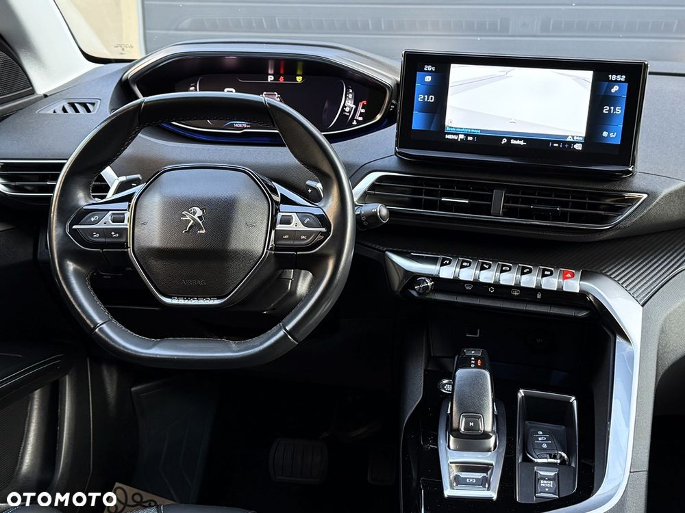 Peugeot 3008 1.5 BlueHDi Allure S&S EAT8 - 8