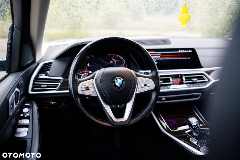 BMW X7 xDrive40i - 20