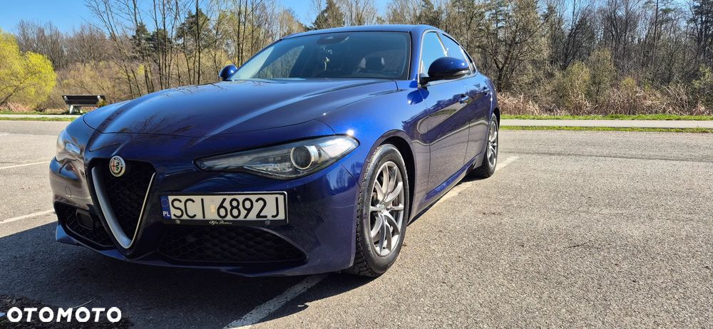 Alfa Romeo Giulia 2.2 AT8 - 5