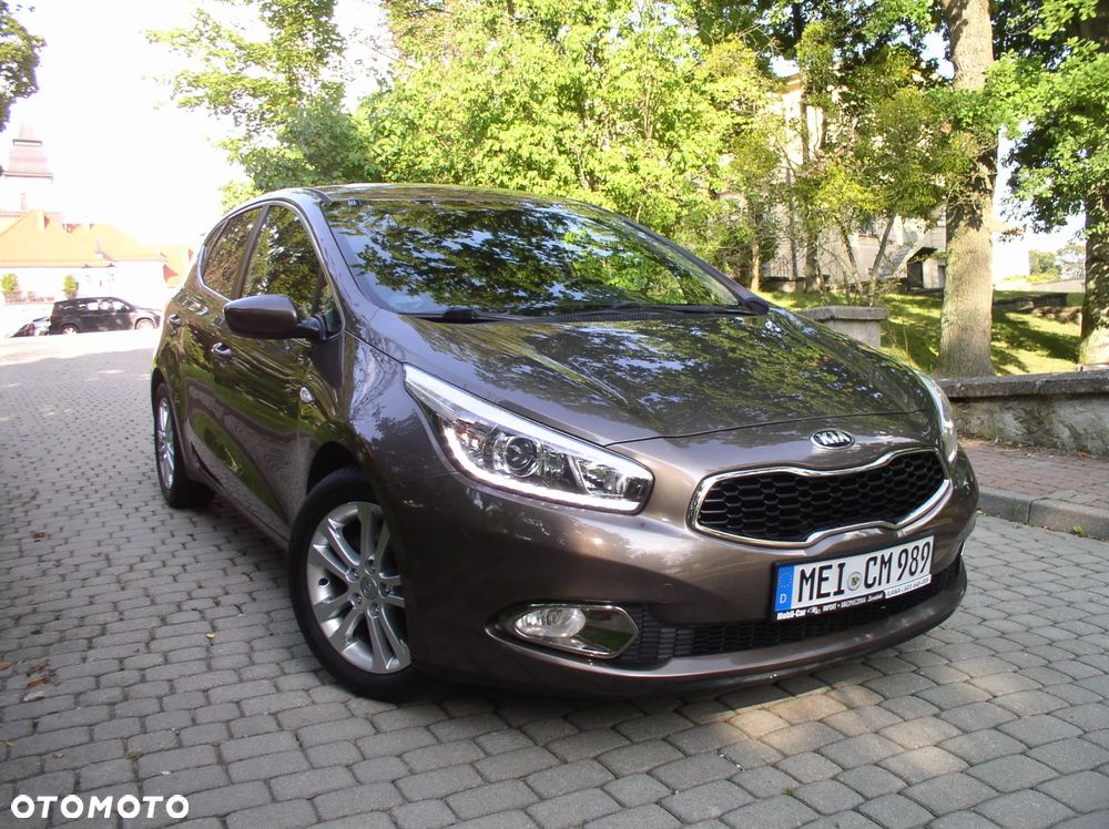 Kia Ceed 1.4 CVVT Attract Plus - 37