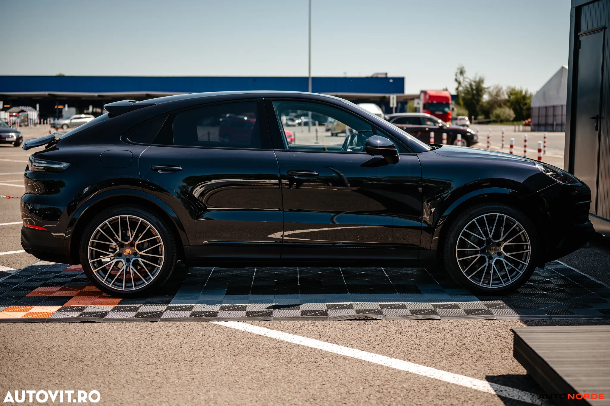 Porsche Cayenne Coupe S - 4