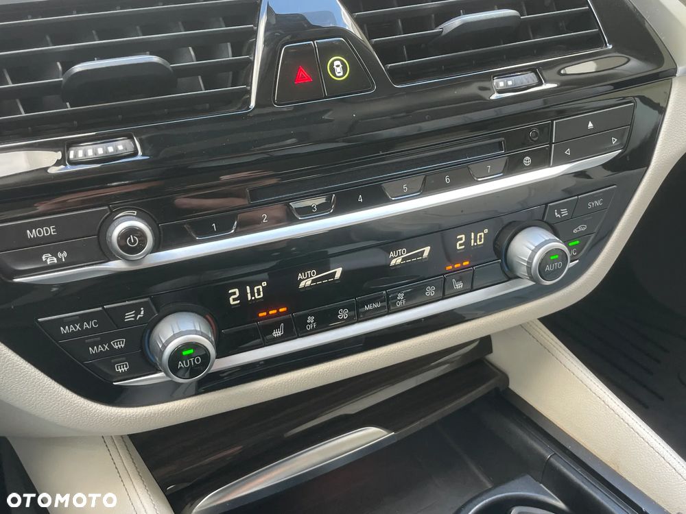BMW 6GT 2019