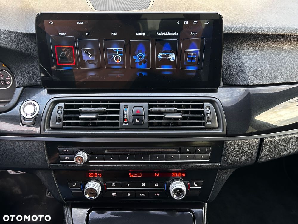 BMW Seria 5 525d - 8