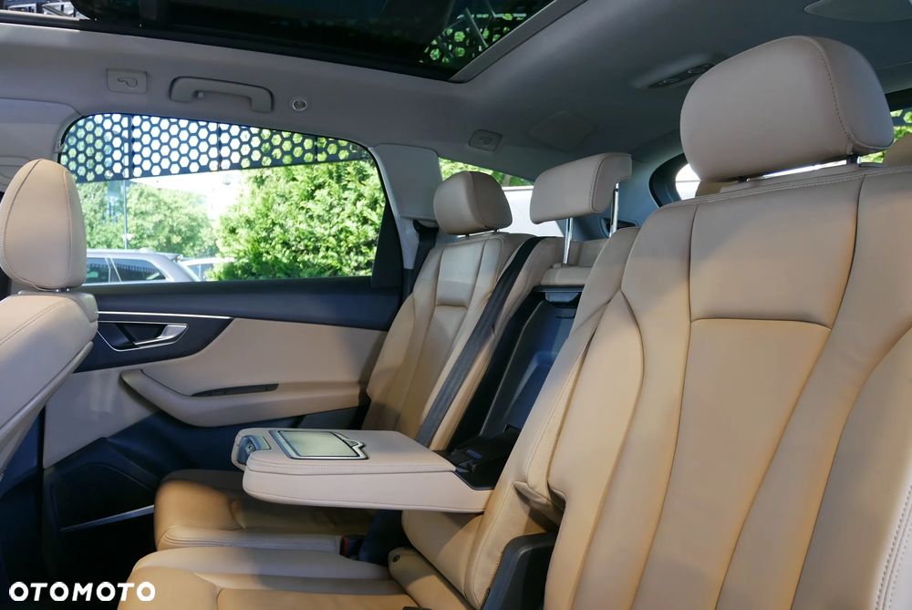 Audi Q7 - 14
