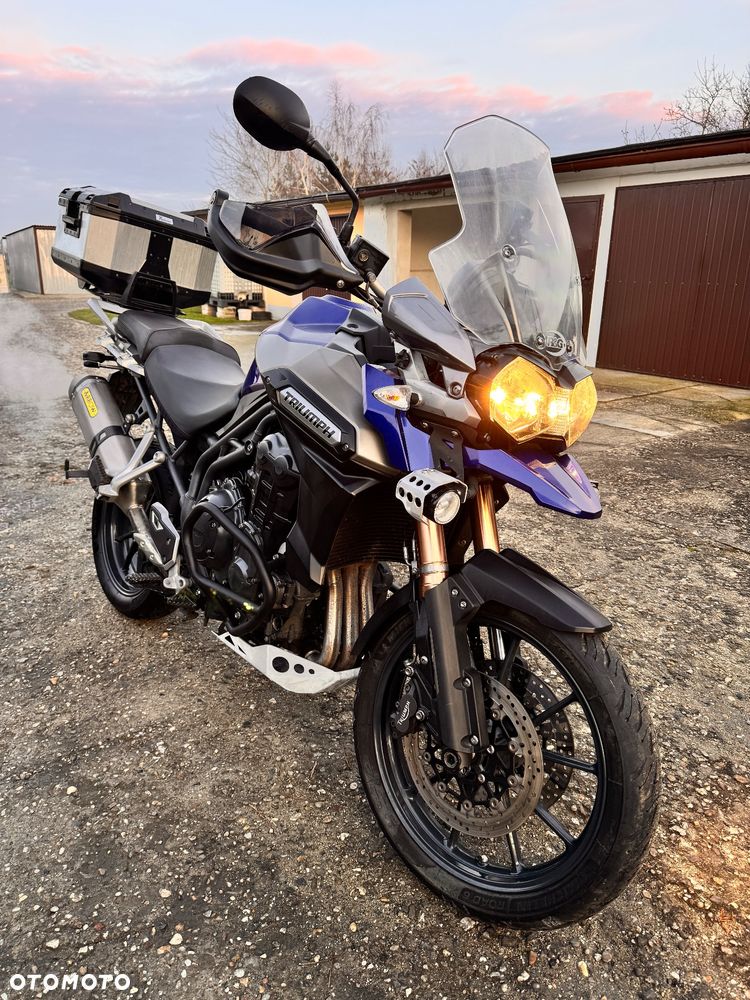 Triumph Tiger - 2
