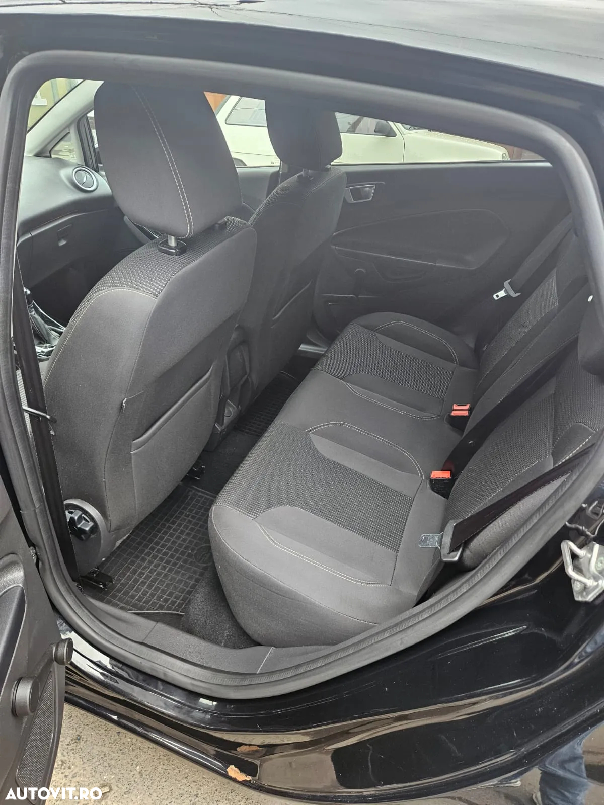 Ford Fiesta 1.5 TDCi Titanium - 3