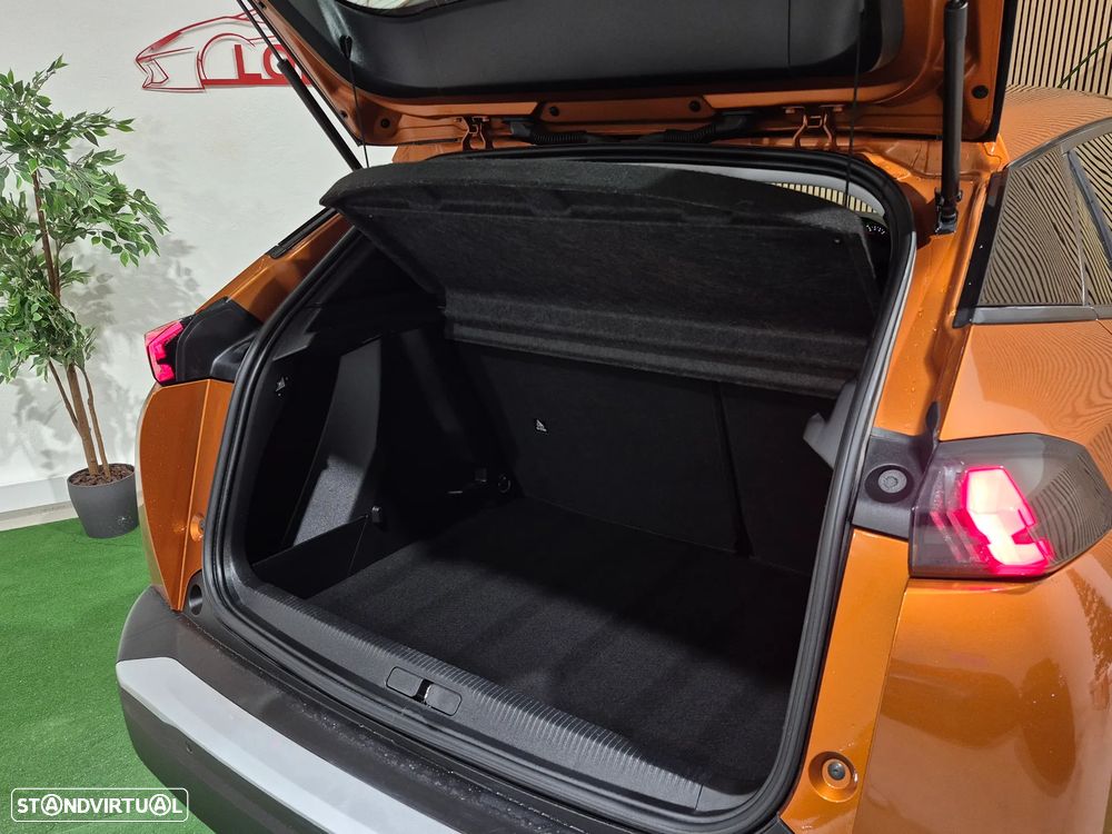 Peugeot 2008 1.2 PureTech Active Pack - 11