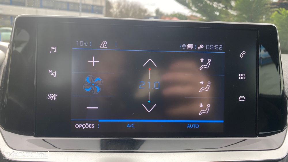 Peugeot 2008 1.5 BlueHDi Active Pack - 40