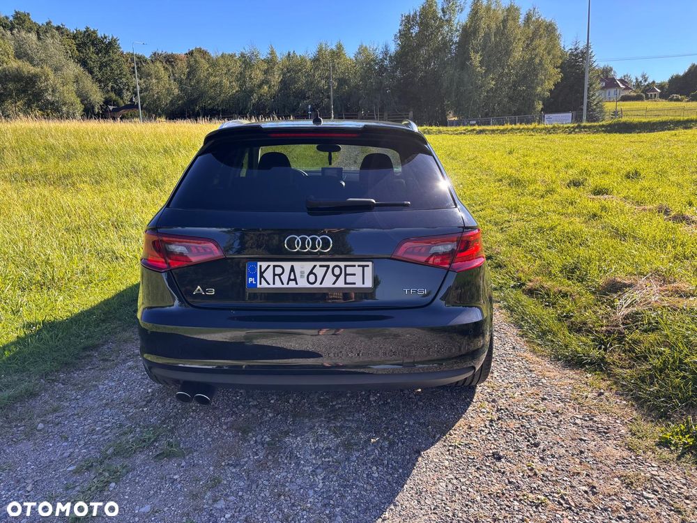 Audi A3 Sportback 1.4 TFSI Attraction - 11