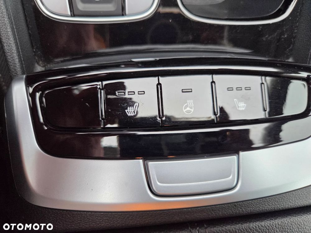 Hyundai Tucson blue 1.6 CRDi 2WD DCT Premium - 32