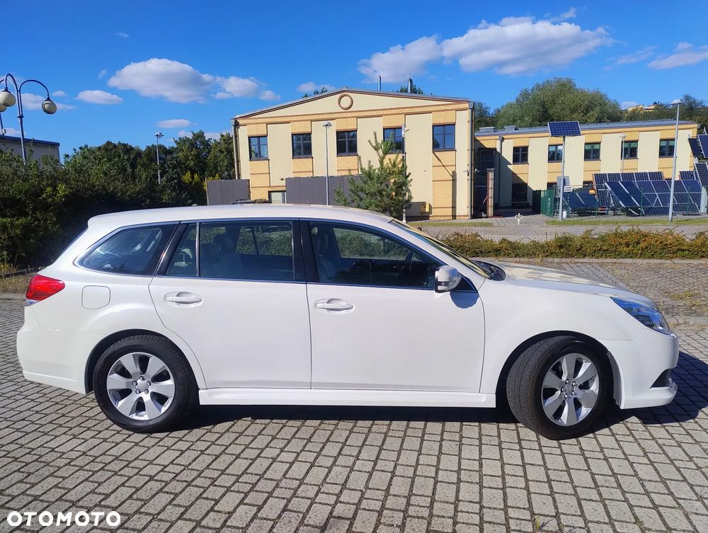 Subaru Legacy 2.5i Comfort Navi - 2
