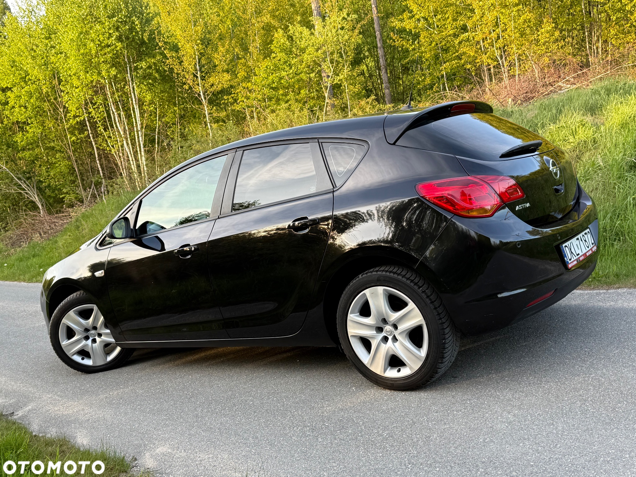 Opel Astra 1.6 Design Edition - 11