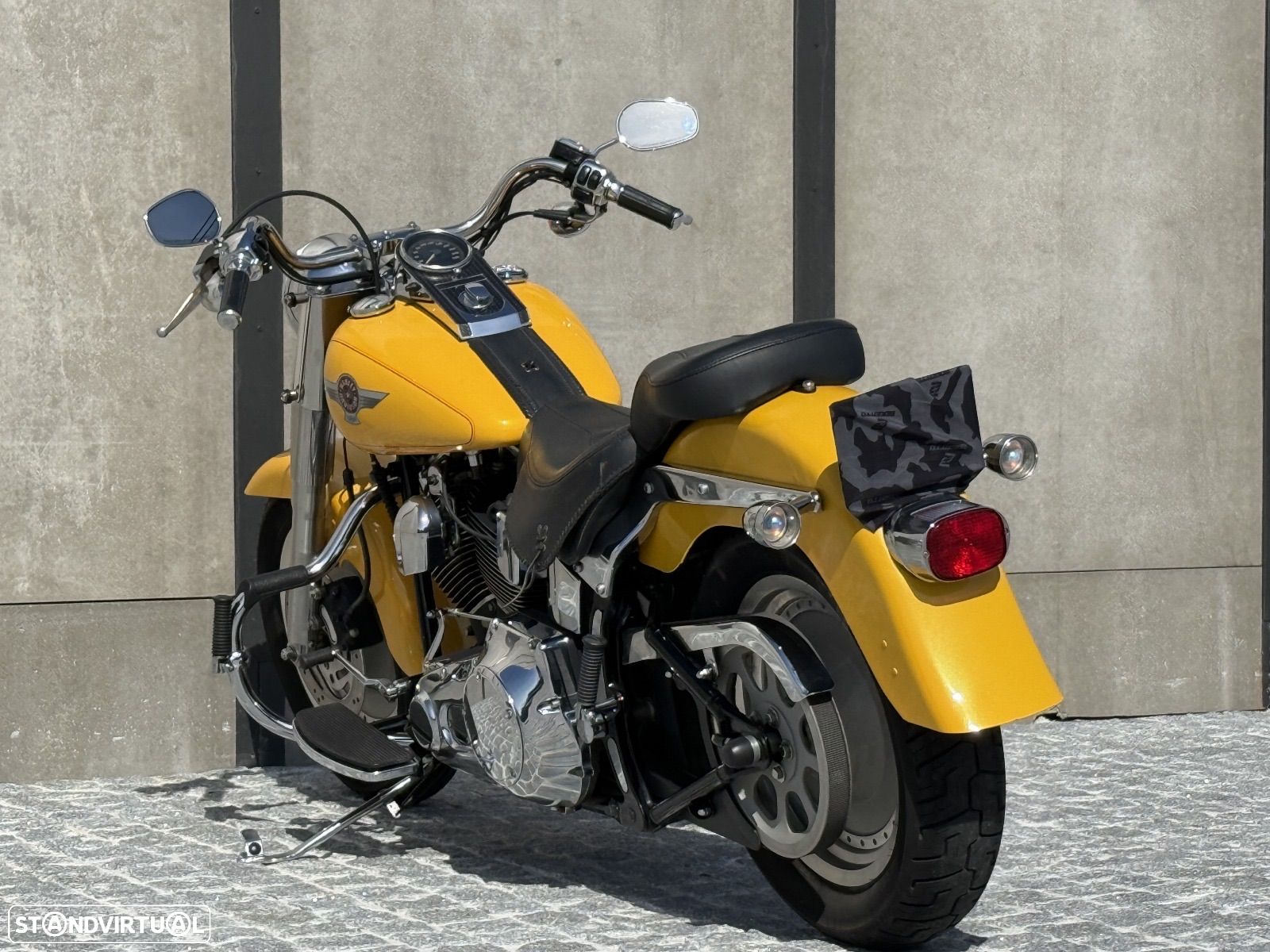 Harley-Davidson Fat Boy Fatboy FLSTF 1450 Edição Yellow Pearl - 4
