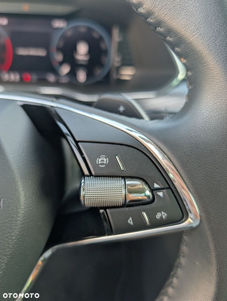 Skoda Superb 1.5 TSI DSG Ambition - 26