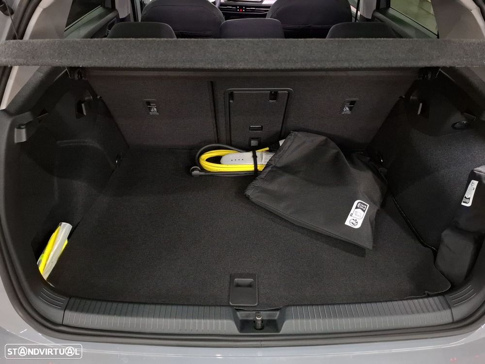 VW Golf 1.5 TSI e-Hybrid Sportline DSG - 25