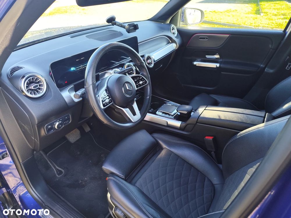 Mercedes-Benz GLB - 18