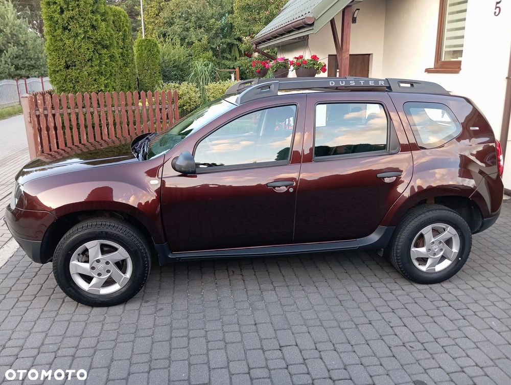 Dacia Duster 1.6 SCe Laureate S&S - 13