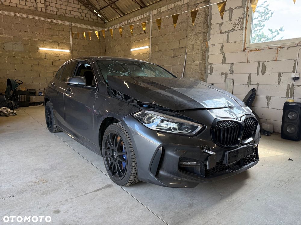 BMW Seria 1 120i M Sport - 1