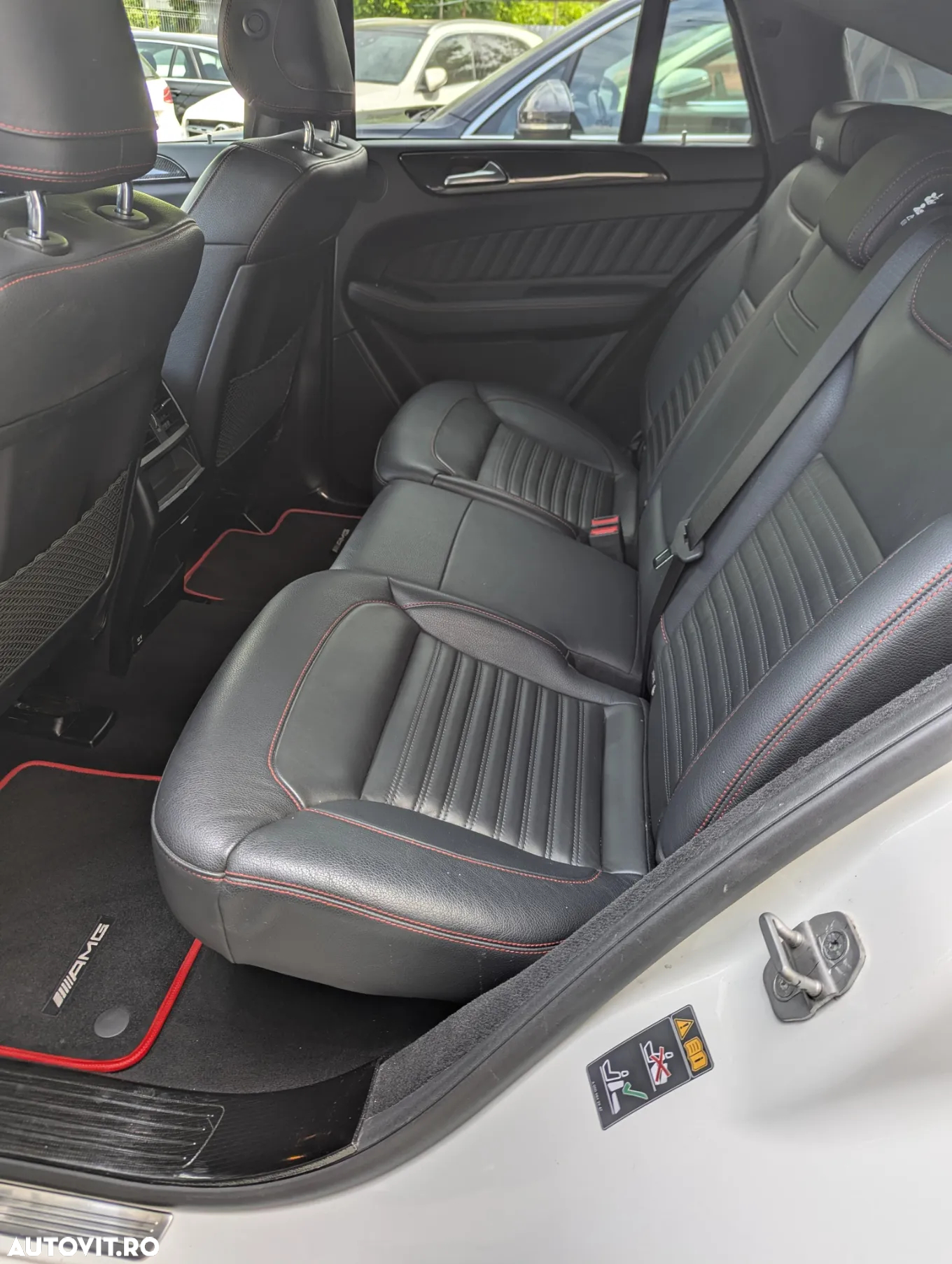 Mercedes-Benz GLE - 17