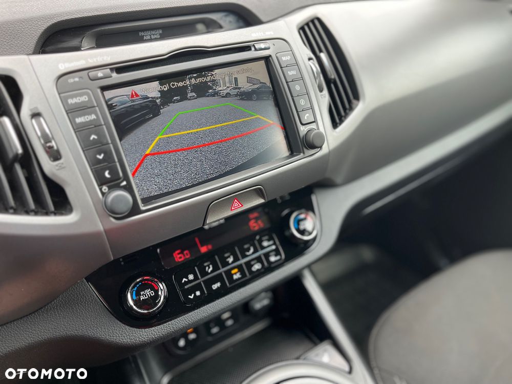 Kia Sportage 2.0 CRDI 4WD Fifa World Cup Edition - 10