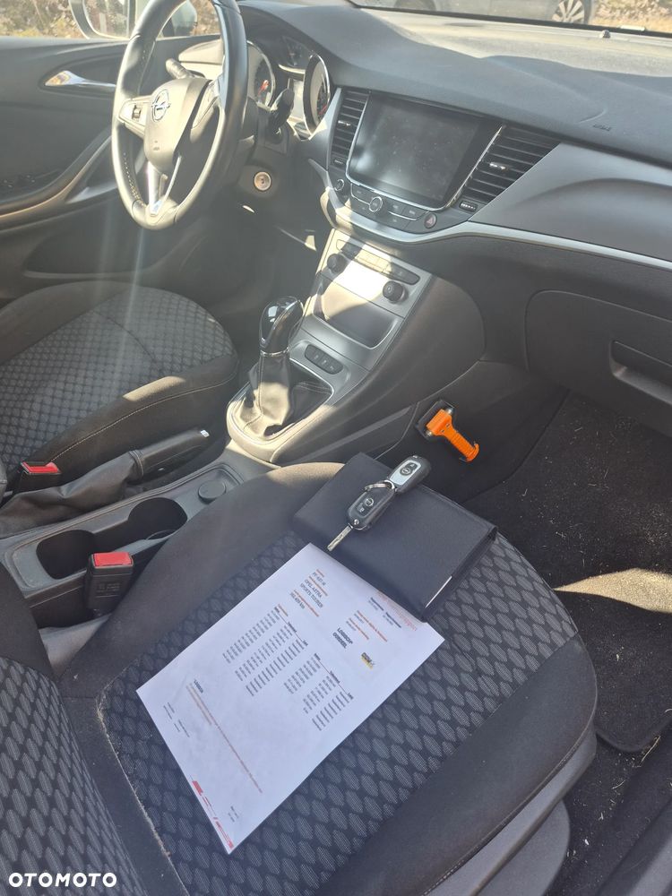 Opel Astra 1.4 Turbo Business - 22