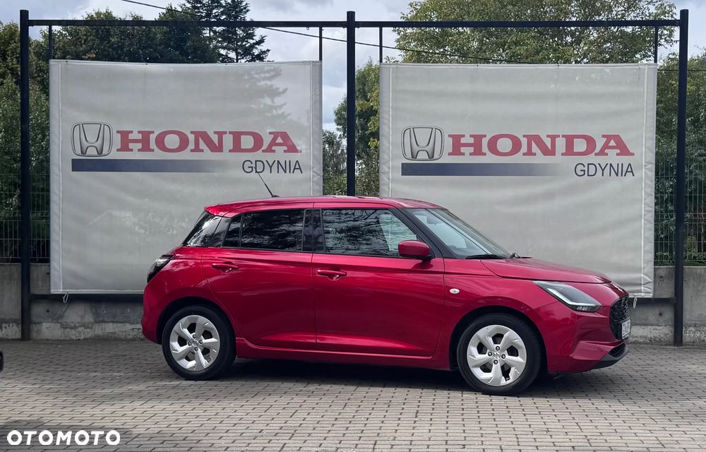 Suzuki Swift 1.2 Dualjet SHVS Premium Plus CVT - 5