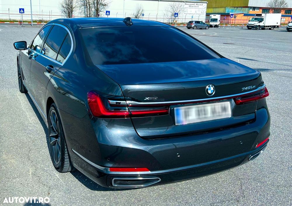 BMW Seria 7 - 16