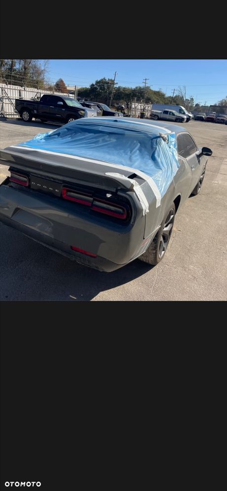 Dodge Challenger 5.7 R/T - 1