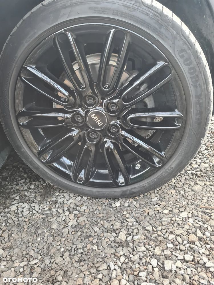 MINI ONE - 9