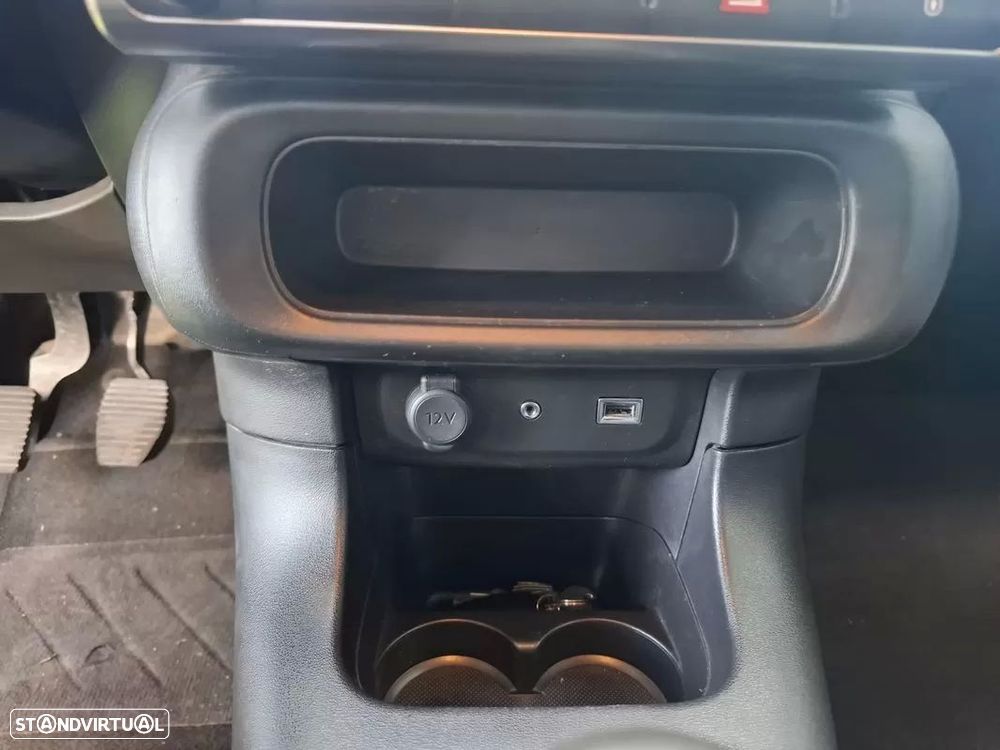 Citroën C3 1.2 PureTech Shine - 36