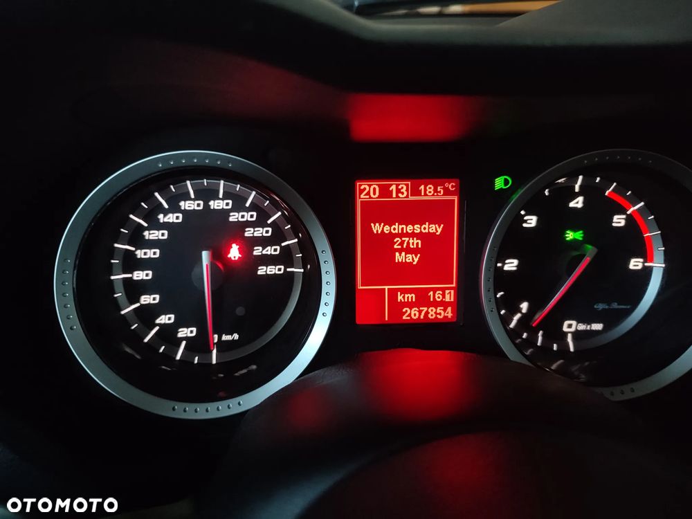 Alfa Romeo 159 1.9JTDM Impression - 9