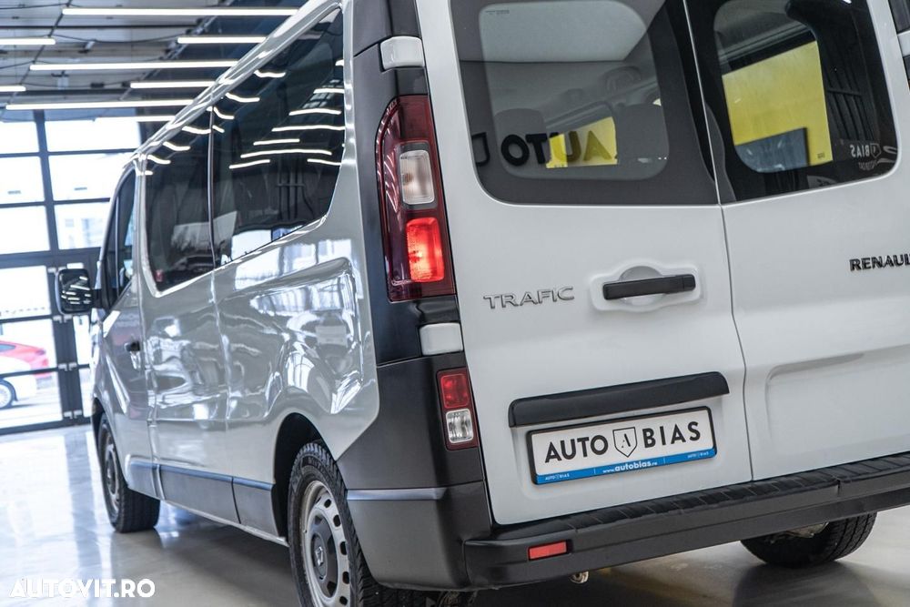 Renault Trafic 2.0 Blue dCi 120 Combi L2H1 8+1 locuri Authentique - 28