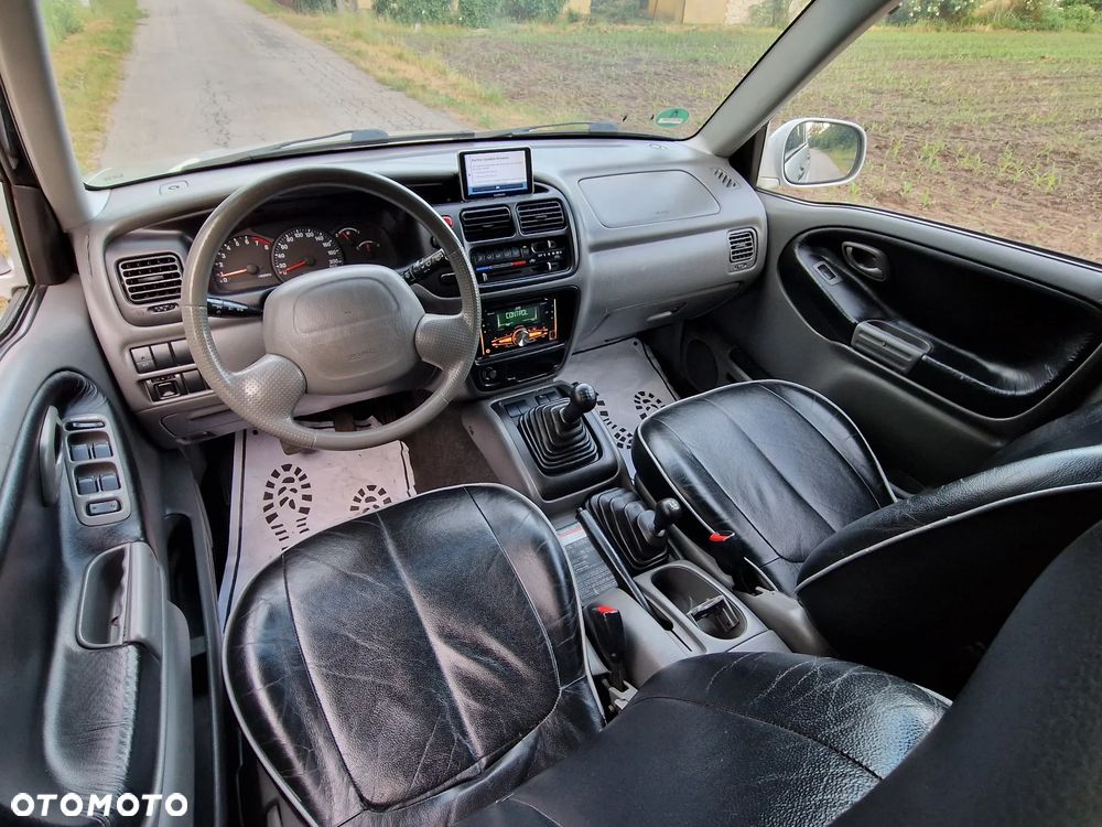 Suzuki Grand Vitara - 6