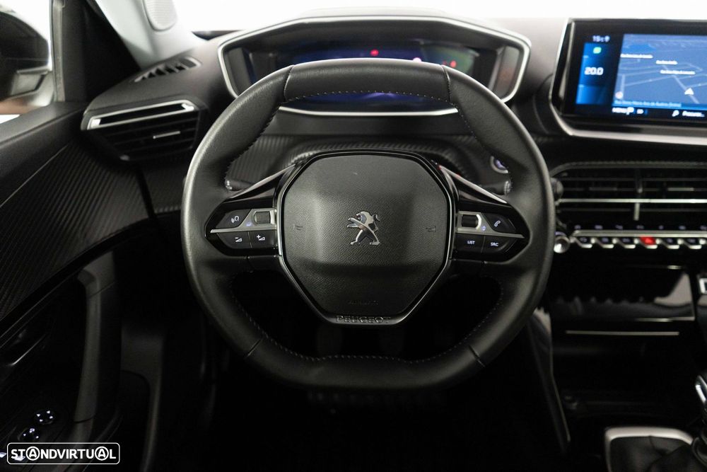 Peugeot 2008 1.2 PureTech Allure Pack - 28