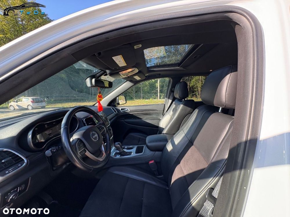 Jeep Grand Cherokee 3.6 V6 Overland - 18