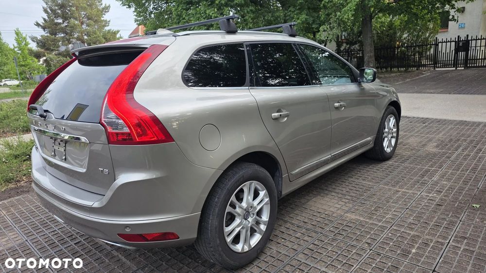 Volvo XC 60 - 30