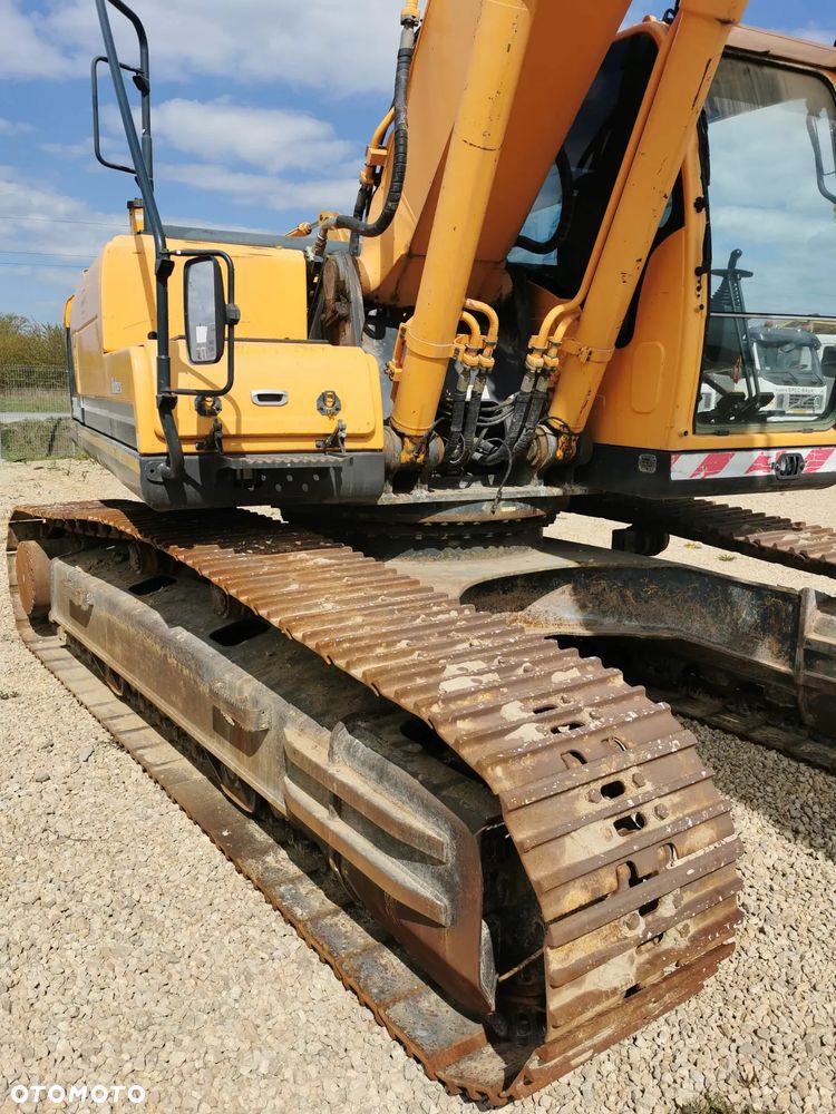 Hyundai HLC300-9A - 31