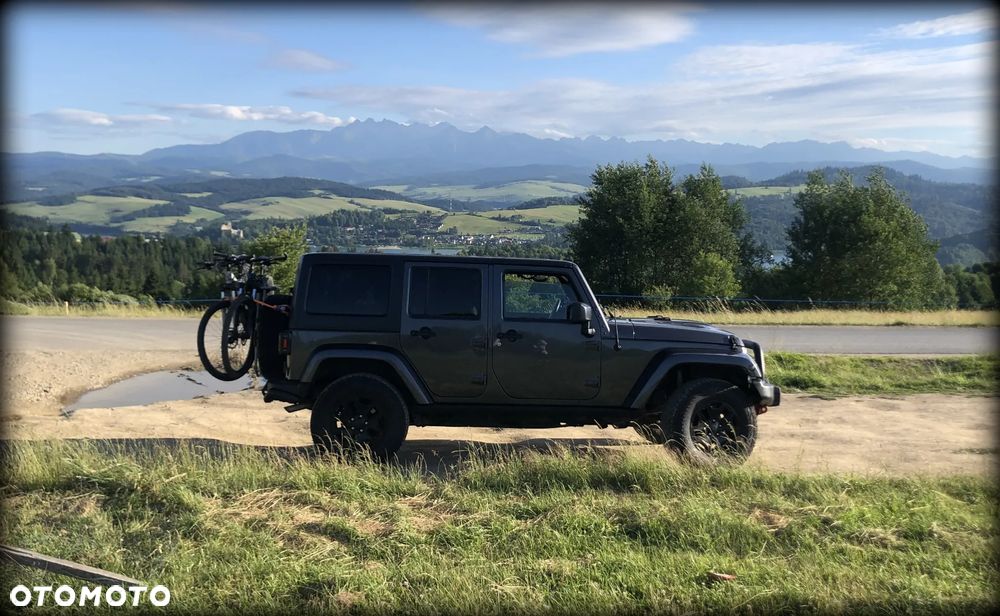 Jeep Wrangler 3.6 Unlim Sahara - 19