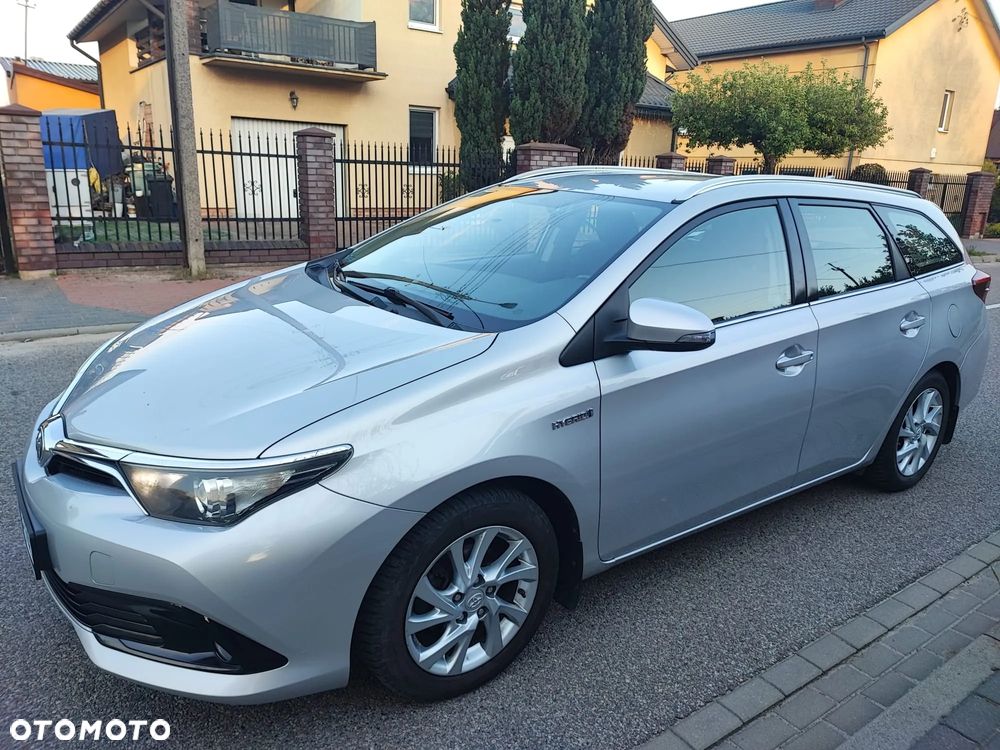 Toyota Auris Hybrid 135 Premium - 20