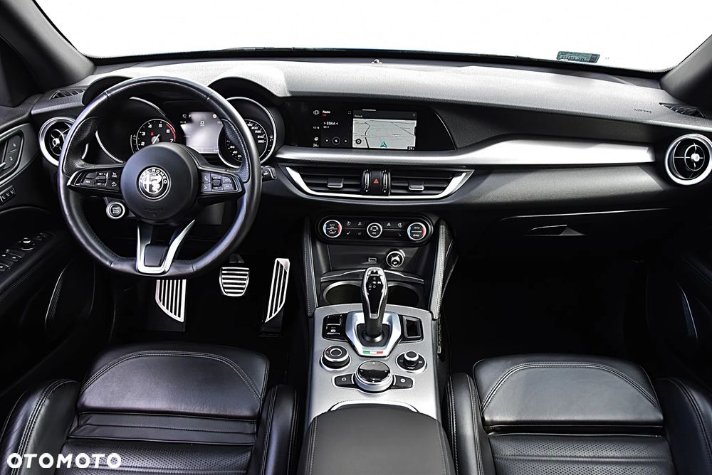 Alfa Romeo Stelvio 2.0 Turbo Veloce Q4 - 18